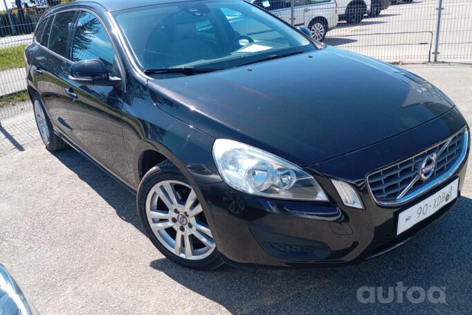 Volvo V60 1 generation wagon
