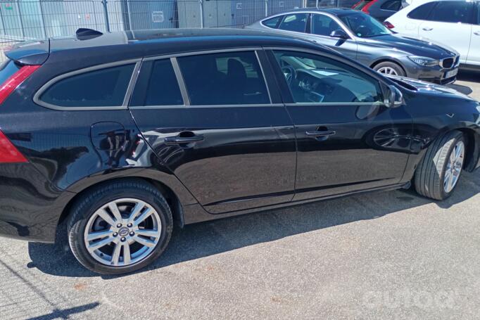 Volvo V60 1 generation wagon