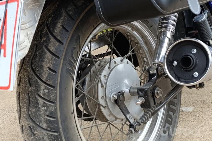 Suzuki Marauder 125