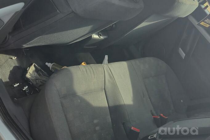 Opel Vectra C GTS hatchback