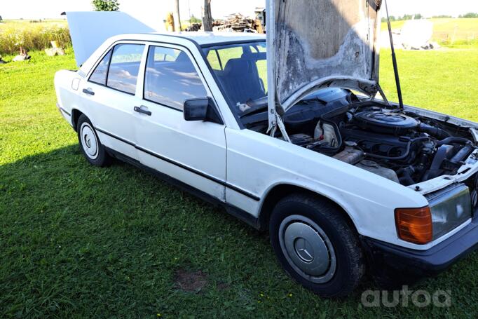 Mercedes-Benz 190 (W201) 1 generation