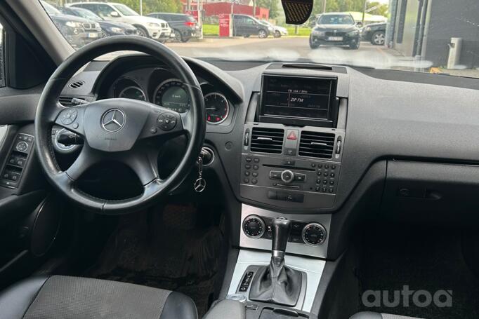 Mercedes-Benz C-Class W204/S204 Sedan