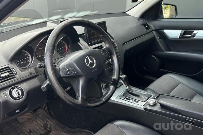 Mercedes-Benz C-Class W204/S204 Sedan