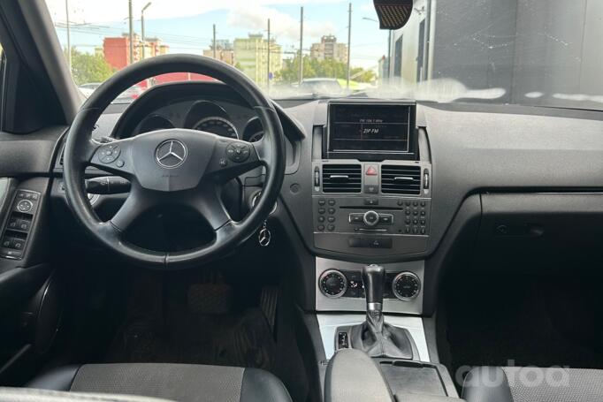 Mercedes-Benz C-Class W204/S204 Sedan