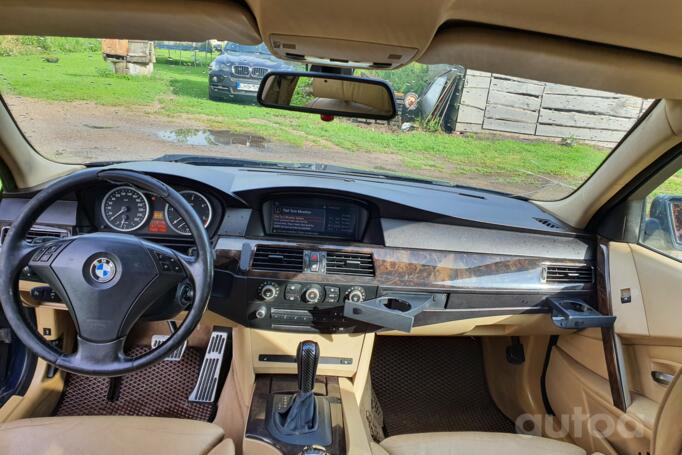 BMW 5 Series E60/E61 Touring wagon