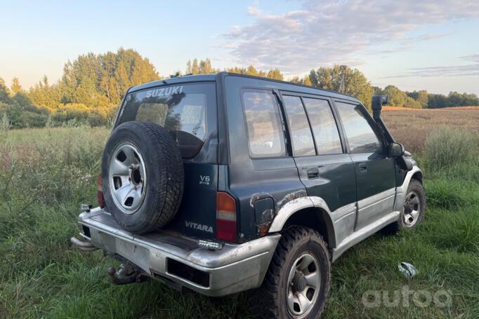 Suzuki Vitara 1 generation