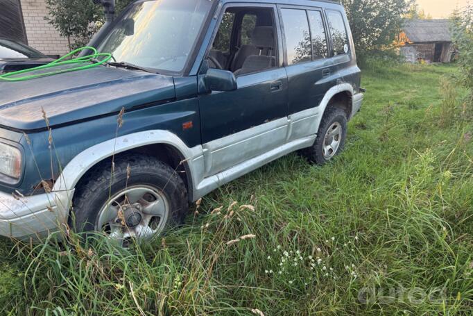 Suzuki Vitara 1 generation