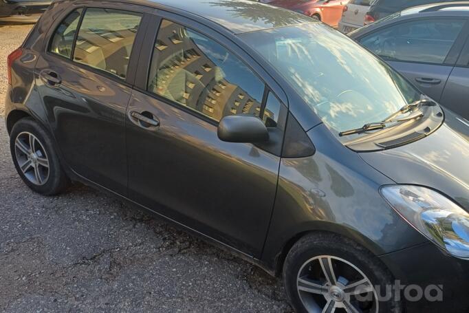 Toyota Yaris 2 generation