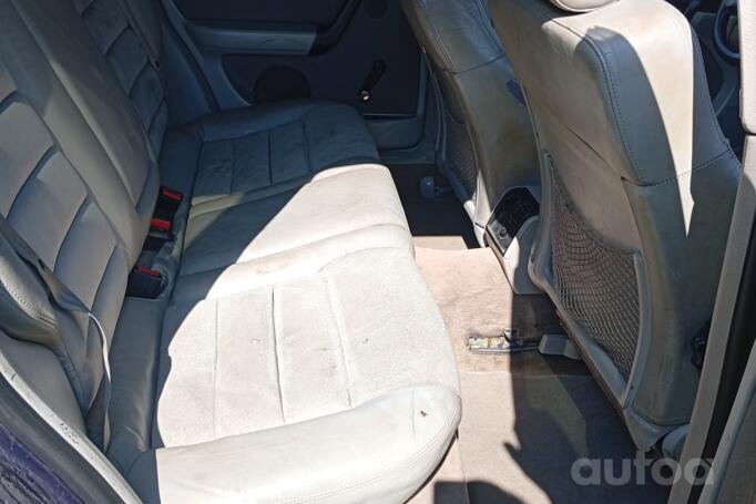 Audi A6 A4/C4 wagon