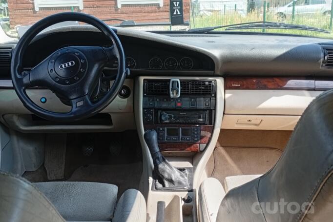 Audi A6 A4/C4 wagon