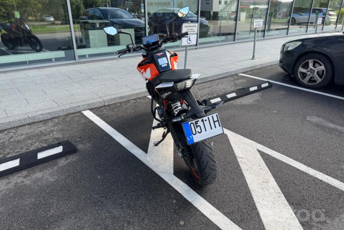 KTM 125