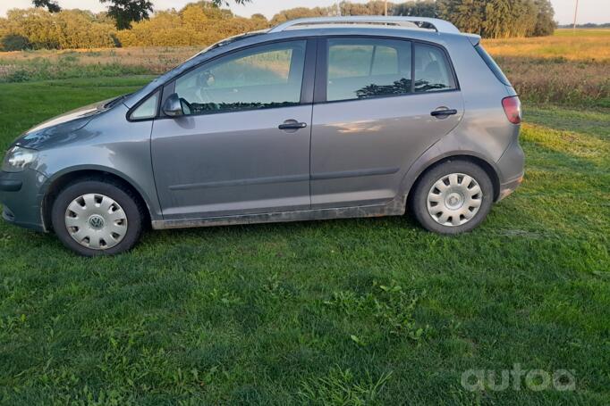 Volkswagen Golf Plus 1 generation