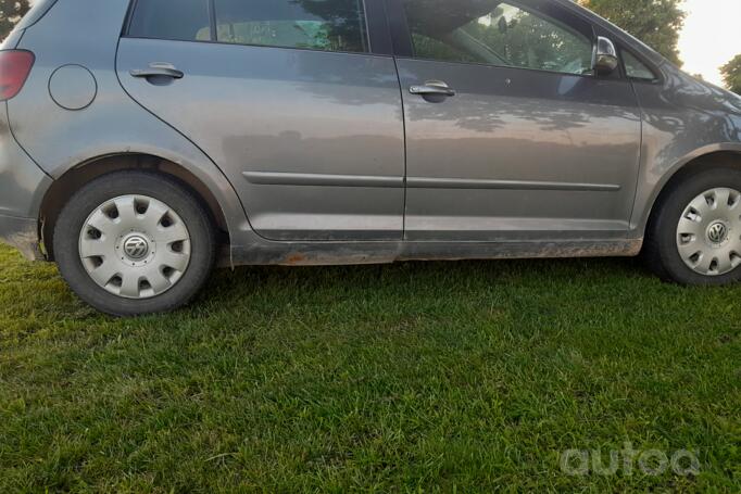Volkswagen Golf Plus 1 generation