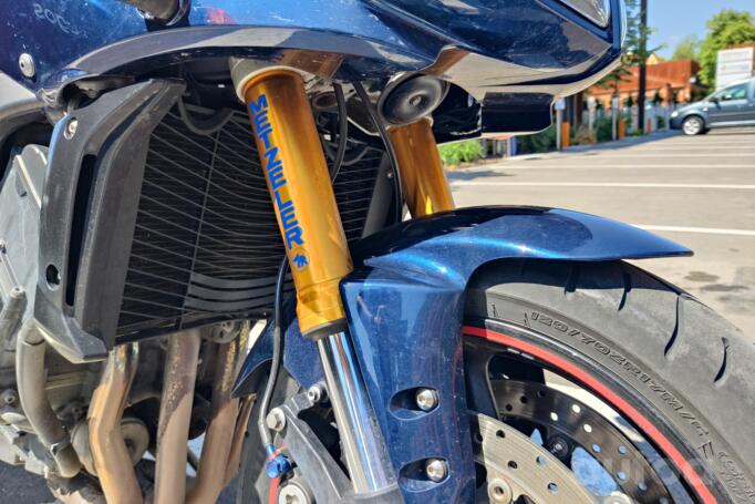 Yamaha FZ