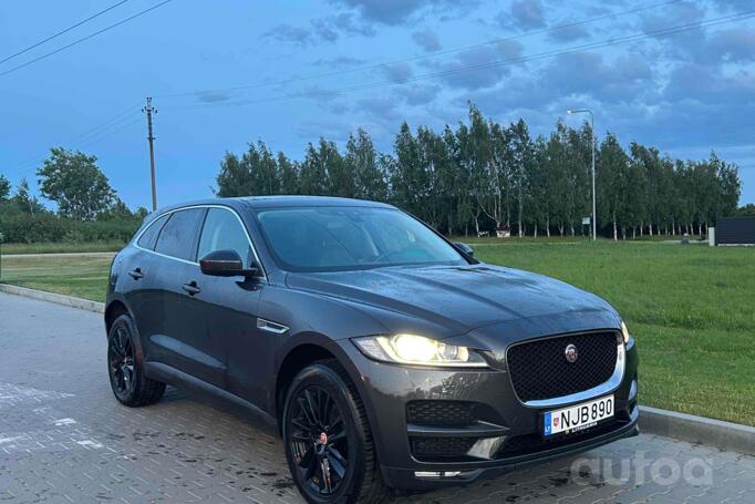 Jaguar F-Pace