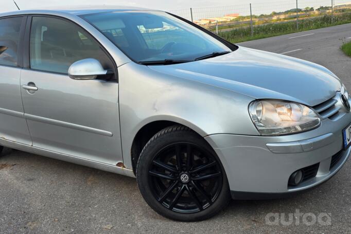Volkswagen Golf 5 generation Hatchback 5-doors