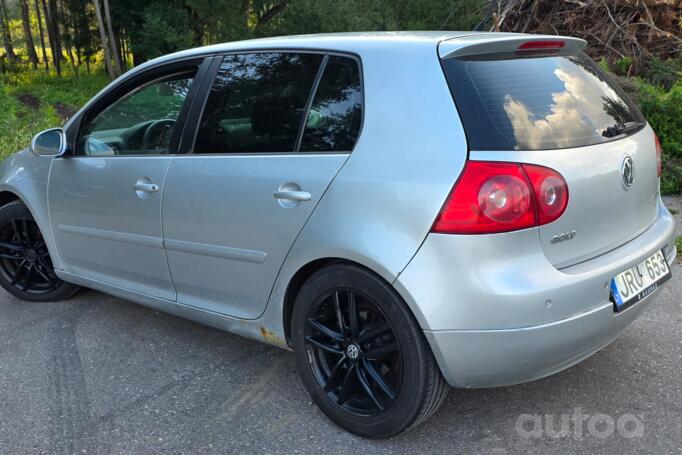Volkswagen Golf 5 generation Hatchback 5-doors