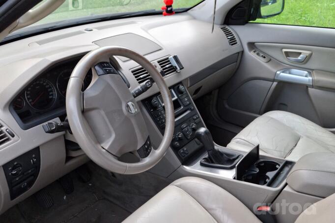 Volvo XC90 1 generation Crossover
