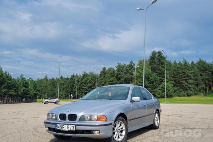 BMW 5 Series E39 Sedan 4-doors