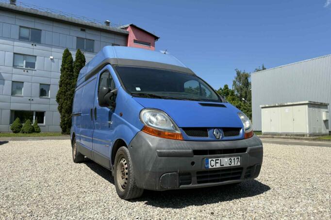 Renault Trafic 2 generation Minivan