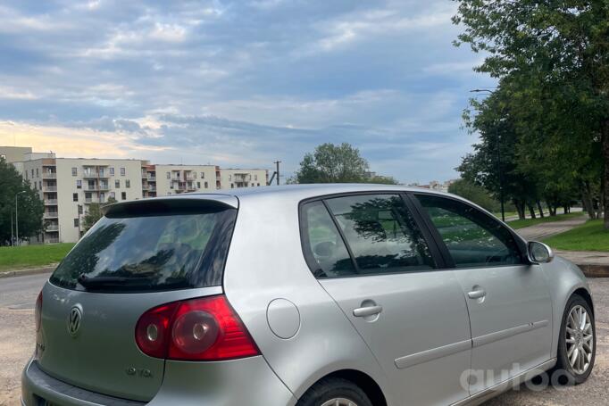 Volkswagen Golf 5 generation Hatchback 5-doors