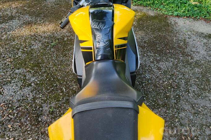 Yamaha YZF