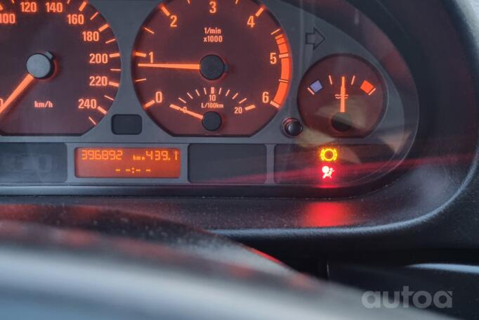 BMW 3 Series E46 [restyling] Sedan