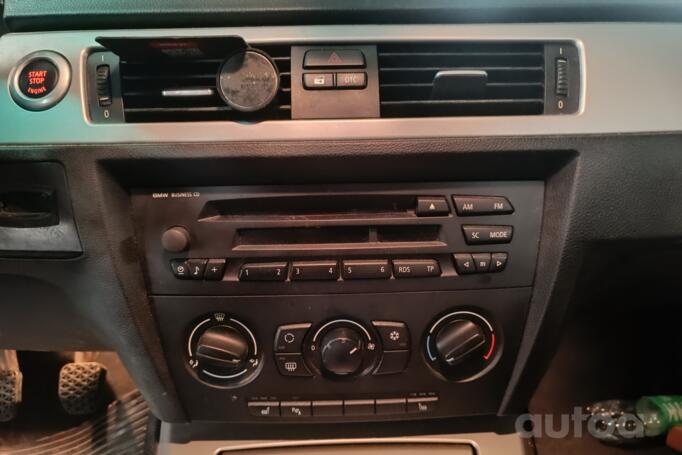 BMW 3 Series E90/E91/E92/E93 Sedan