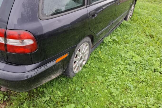 Volvo V40 1 generation [restyling] wagon