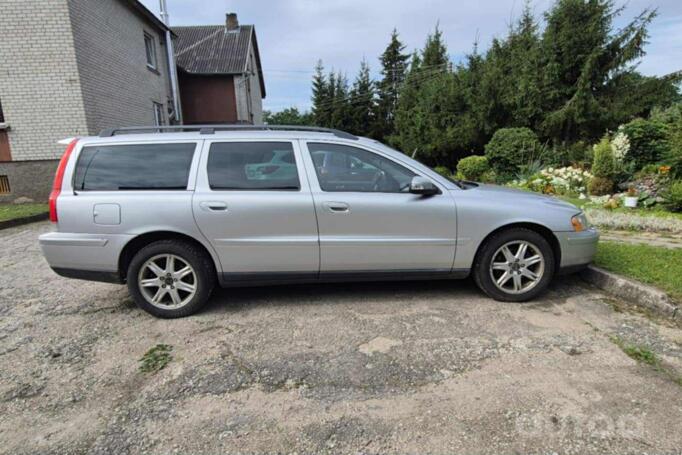 Volvo V70 2 generation [restyling] wagon 5-doors