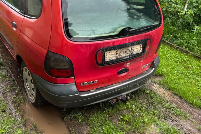 Renault Scenic 1 generation Minivan