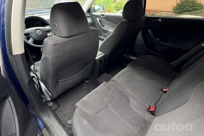 Volkswagen Passat B6 wagon 5-doors
