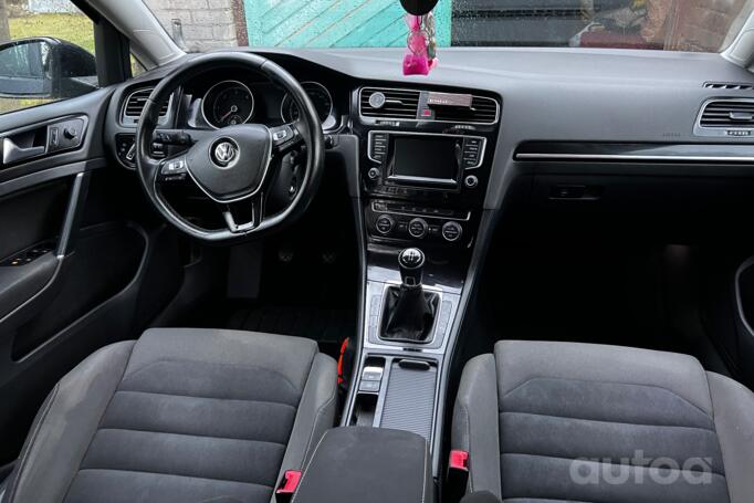 Volkswagen Golf 7 generation Hatchback 5-doors