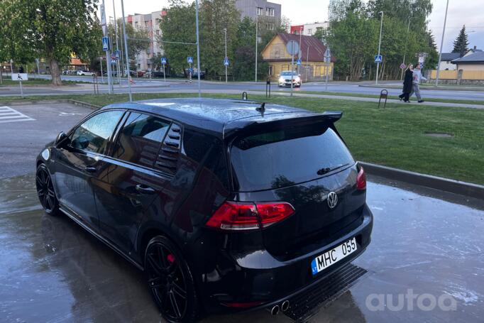 Volkswagen Golf 7 generation Hatchback 5-doors