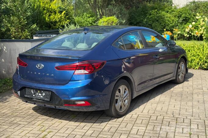 Hyundai Elantra AD Sedan
