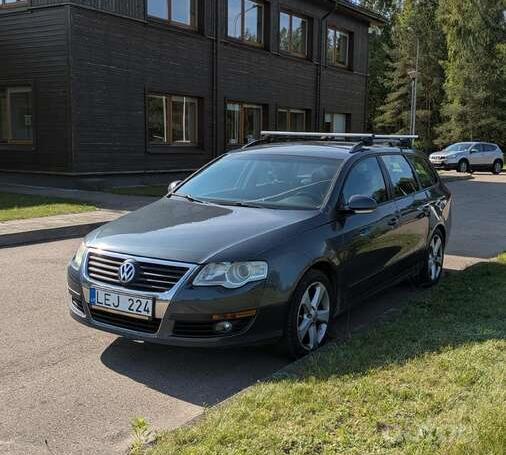 Volkswagen Passat B6 wagon 5-doors