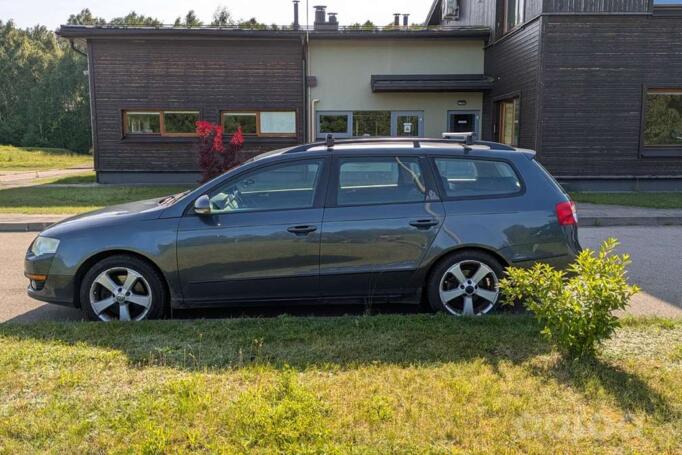 Volkswagen Passat B6 wagon 5-doors