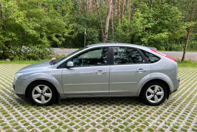 Ford Focus 2 generation Hatchback 5-doors