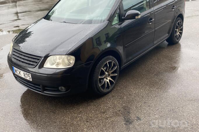 Volkswagen Touran 1 generation Minivan