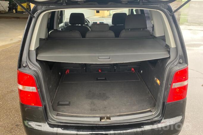 Volkswagen Touran 1 generation Minivan