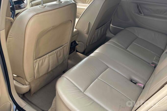 Peugeot 607