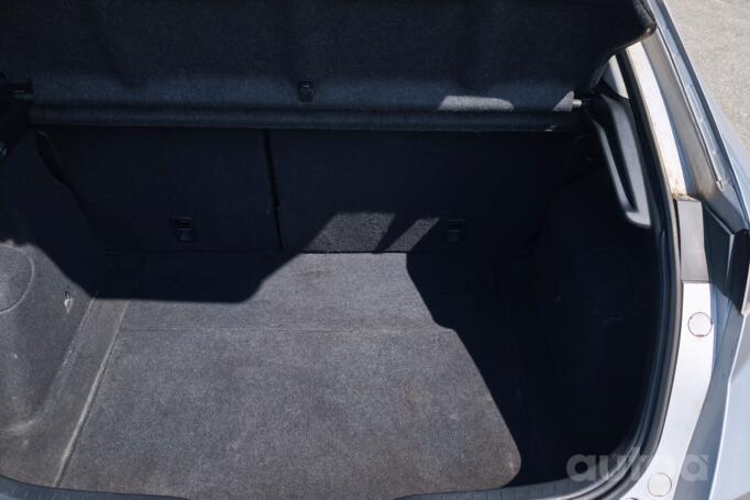 Honda Civic 8 generation Hatchback 5-doors