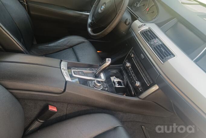 BMW 5 Series F07/F10/F11 Gran Turismo liftback