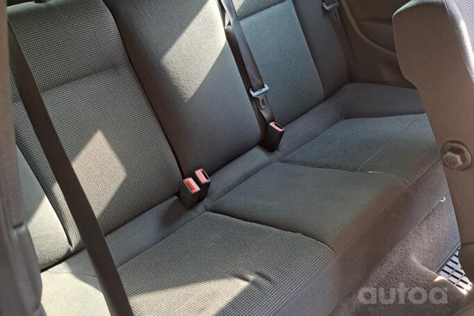 Opel Astra H Hatchback