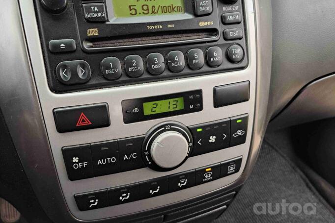 Toyota Avensis Verso