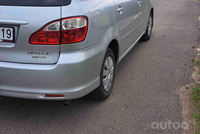 Toyota Avensis Verso
