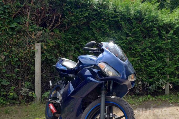 Yamaha TZR