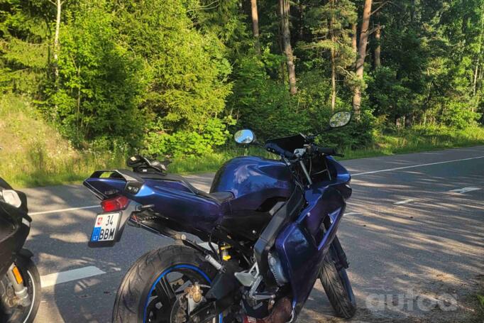 Yamaha TZR