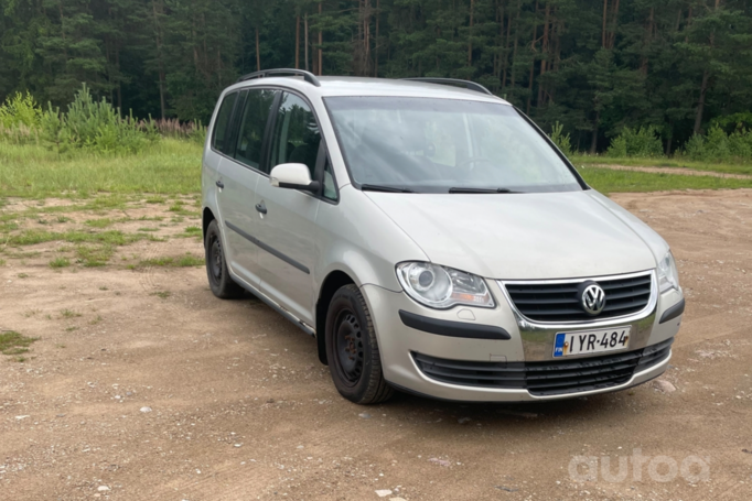 Volkswagen Touran 1 generation [restyling] Minivan 5-doors