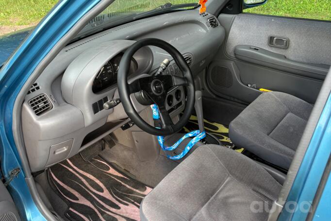 Nissan Micra K11 Hatchback 3-doors